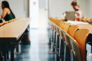 CRM + AI dla uczelni